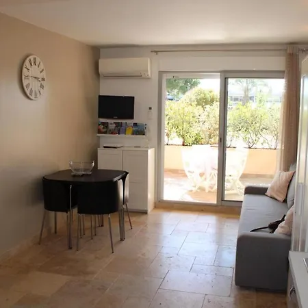 Appartamento Avec Terrasse Port De Hyères