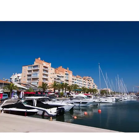 Avec Terrasse Port De