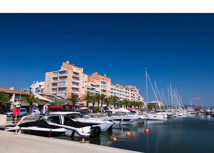 Avec Terrasse Port De